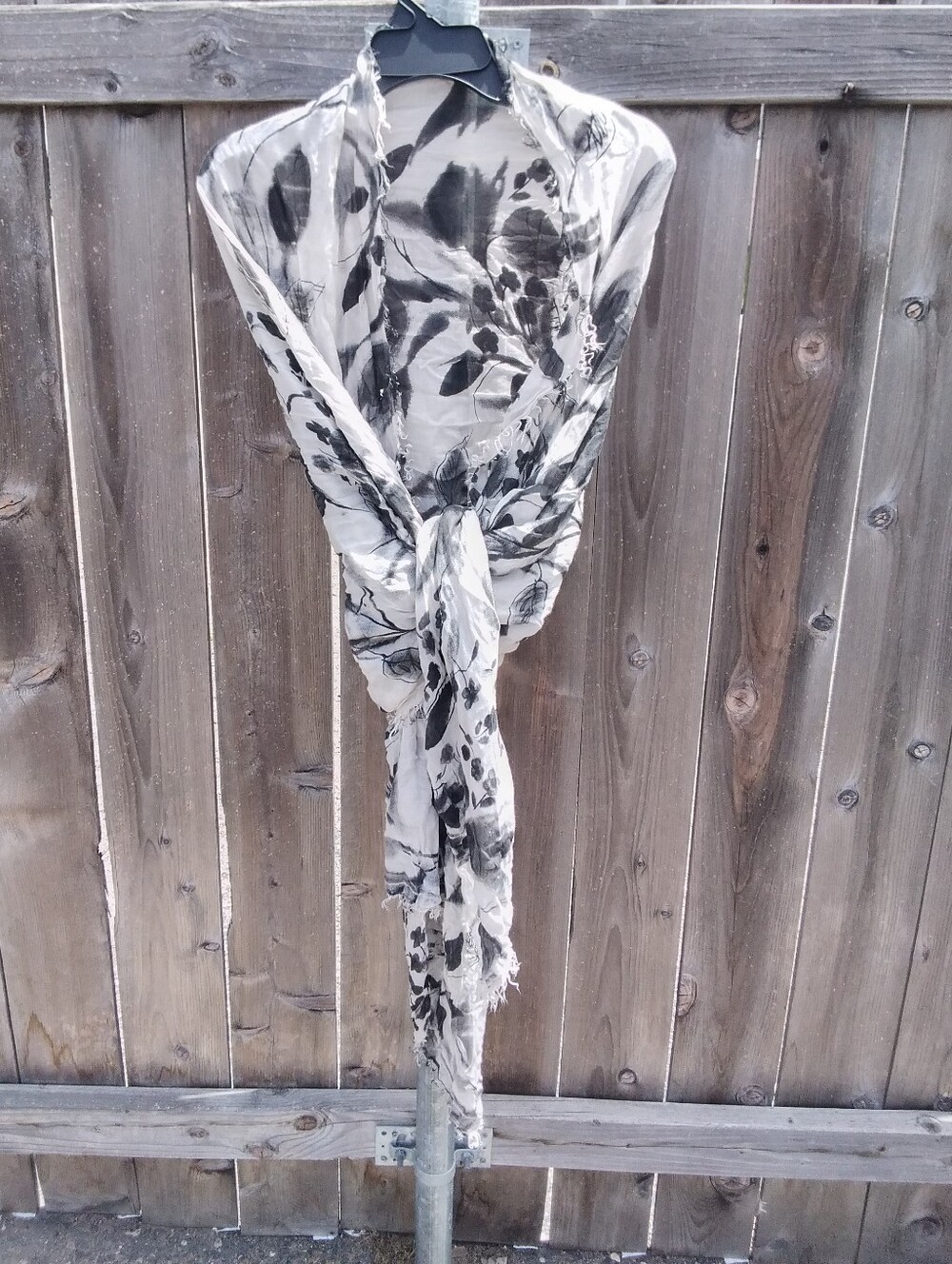 Nardi & Tagliaferri Italy Micromodal Lightweight Black & White Floral Scarf Wrap
